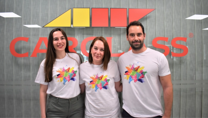 Τ-shirts από τον σχεδιαστή Γιάννη Λάσκο και τους μαθητές του Χατζηπατέρειου